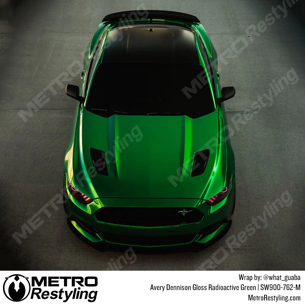Avery Dennison SW900 Gloss Radioactive Green Vinyl Wrap | SW900-762-M