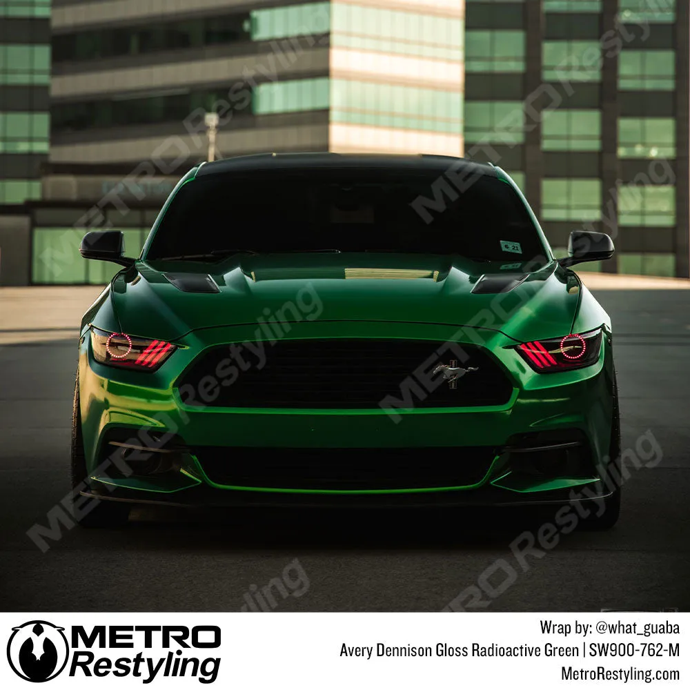 Avery Dennison SW900 Gloss Radioactive Green Vinyl Wrap | SW900-762-M