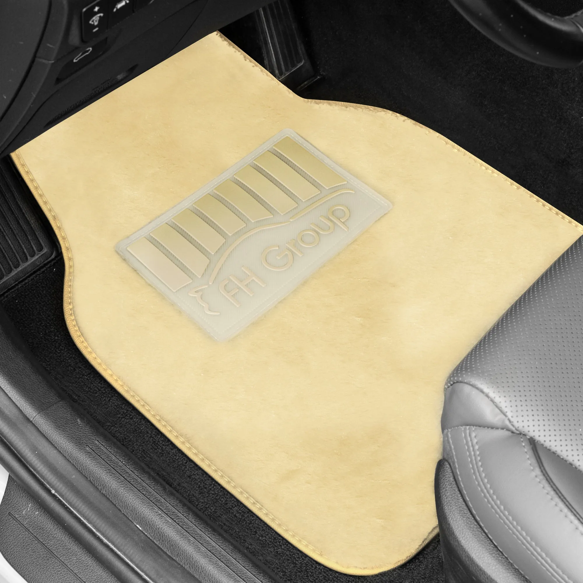 Doe16 Faux Rabbit Fur Non-Slip Floor Mats - Full Set Beige