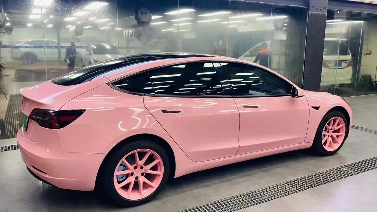 Gloss Baby Pink Vinyl Wrap