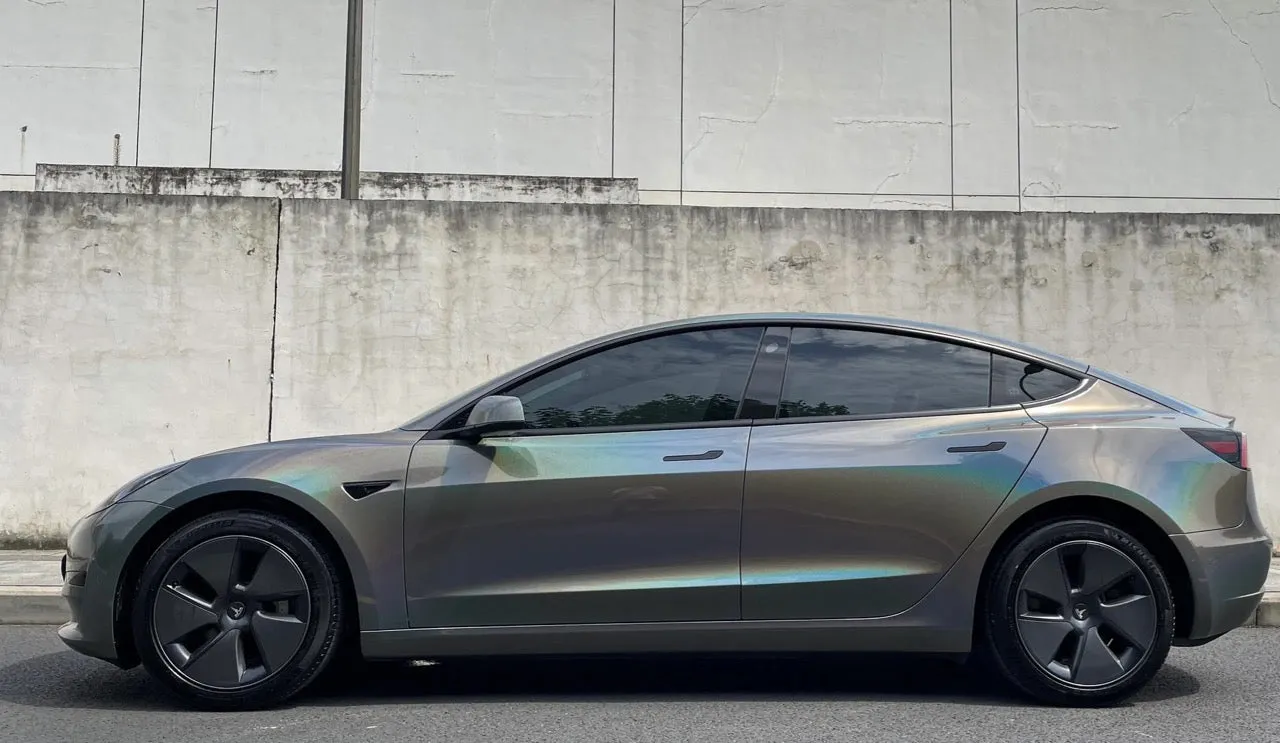 Laser Majestic Gray Vinyl Wrap