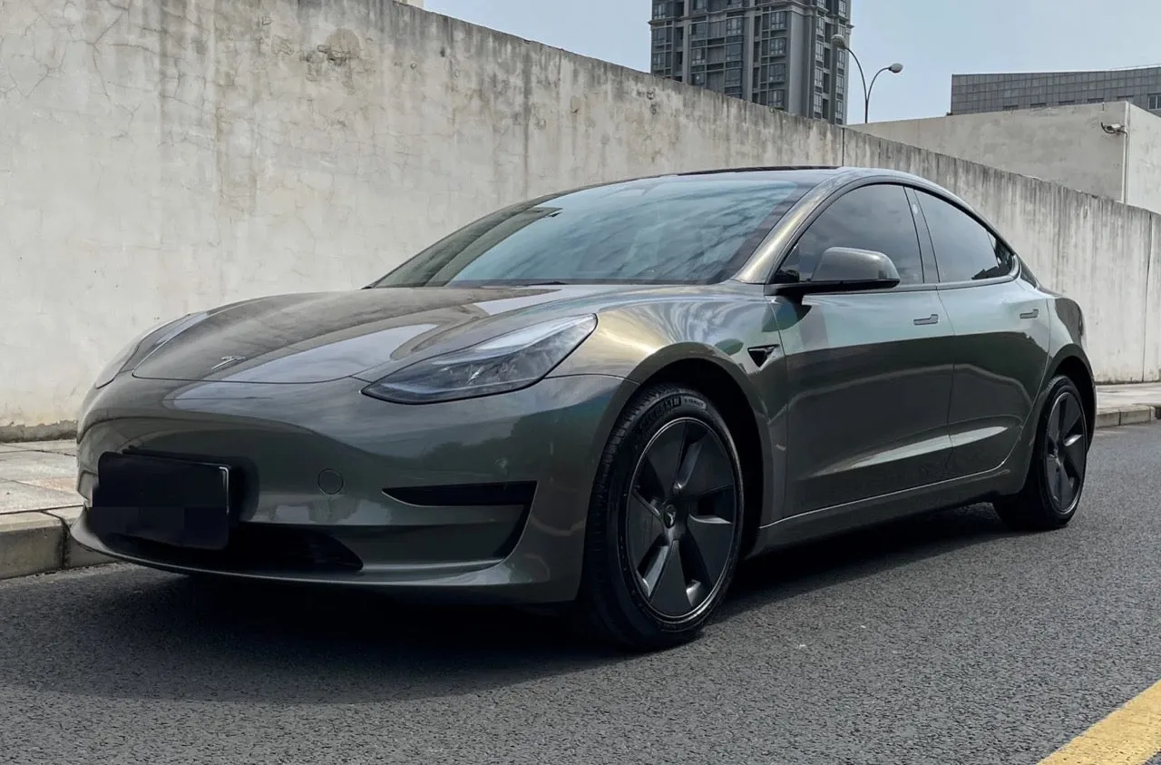 Laser Majestic Gray Vinyl Wrap