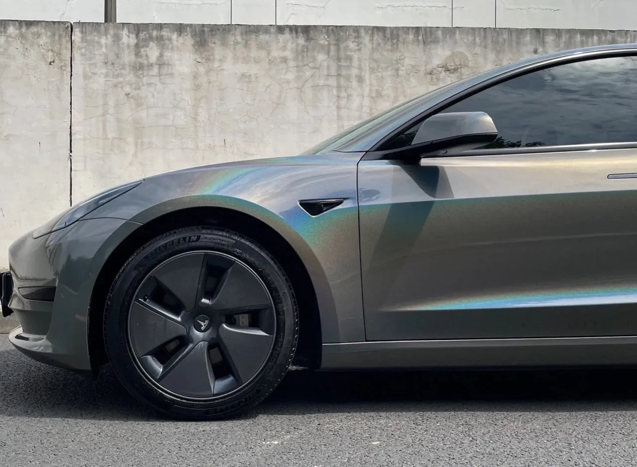 Laser Majestic Gray Vinyl Wrap