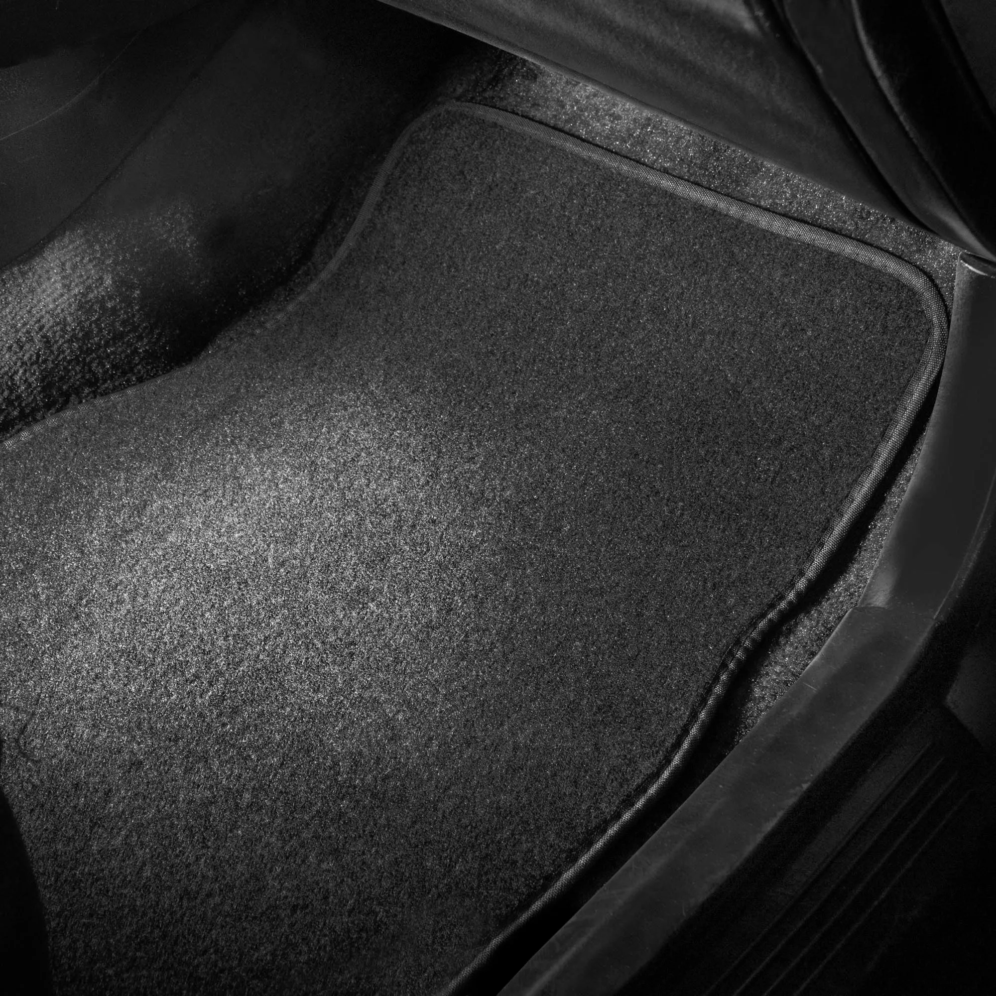 Premium Non-Slip Carpet Floor Mats - Full Set Black